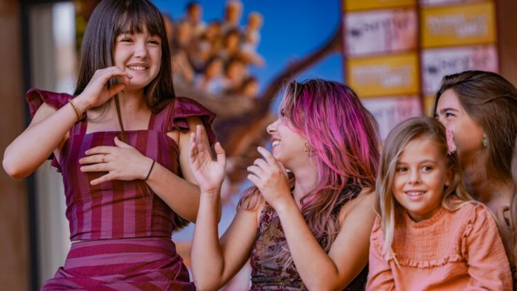 Encuentro del elenco infantil de 'Padre no hay m&aacute;s que uno' en Guardo. Fotos: OceanGrain Audiovisual