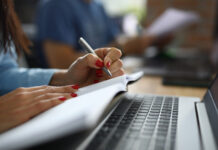 Imagen de archivo. Cajaviva Caja Rural premia la Excelencia Académica con su campaña “Ingreso Sobresaliente”