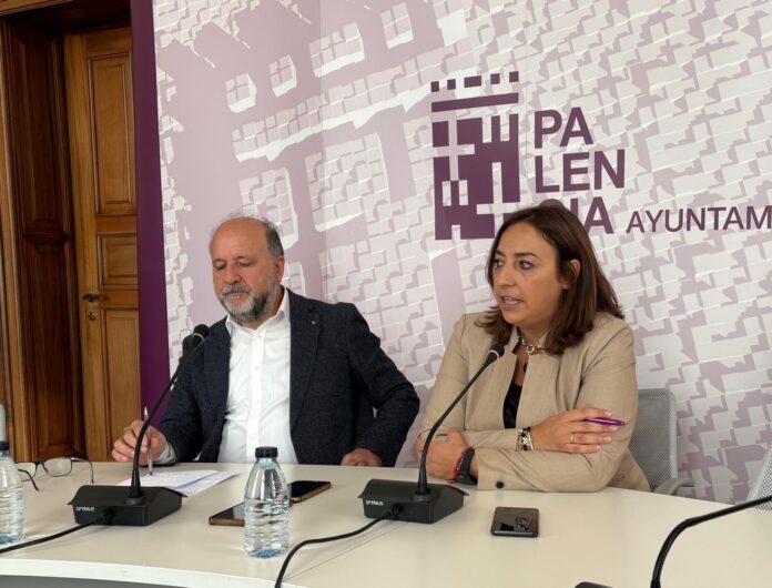 Rueda de prensa sobre la propuesta de ordenanzas fiscales para 2026 en el Ayuntamiento de Palencia Rueda de prensa sobre la propuesta de ordenanzas fiscales para 2026 en el Ayuntamiento de Palencia