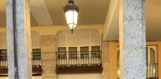 Acto del 12O organizado por NNGG Palencia