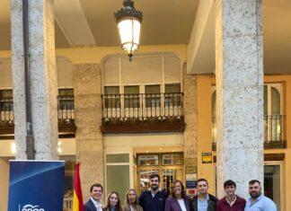 Acto del 12O organizado por NNGG Palencia