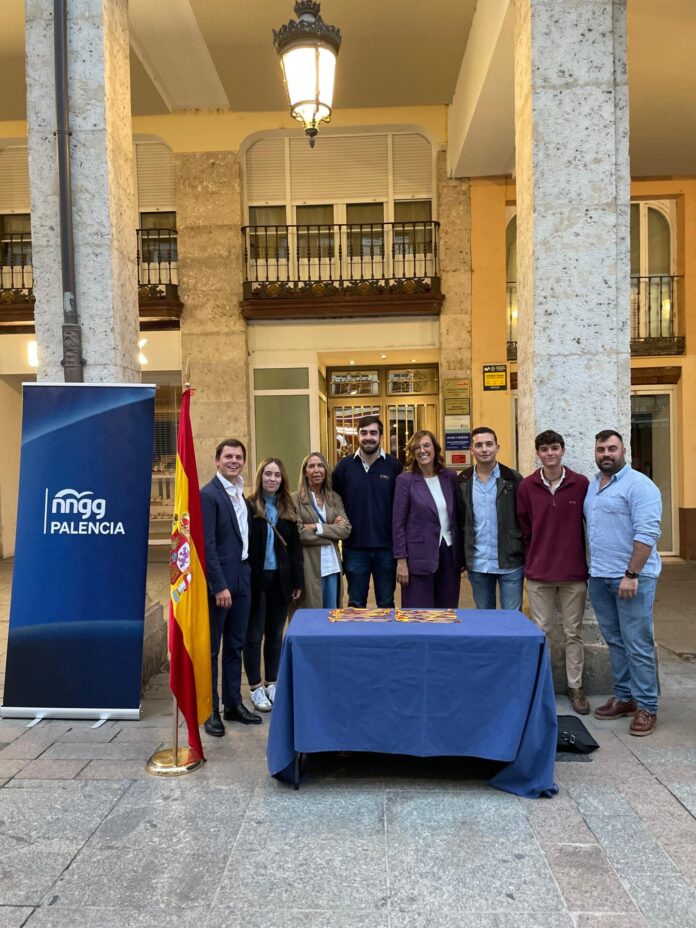 Acto del 12O organizado por NNGG Palencia