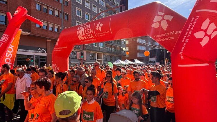 Carrera contra el C&aacute;ncer en Palencia 2025. Fotograf&iacute;a: Palencia en la Red