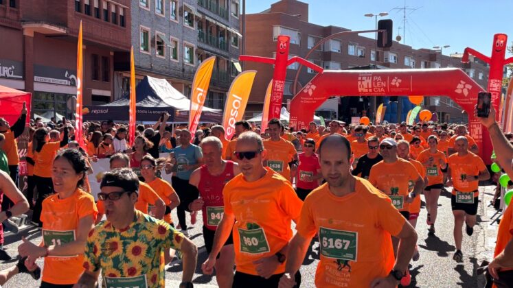 Carrera contra el C&aacute;ncer en Palencia 2025. Fotograf&iacute;a: Palencia en la Red