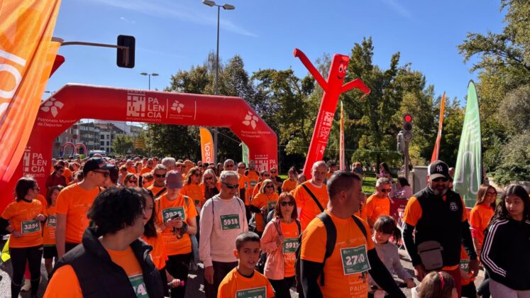 Carrera contra el C&aacute;ncer en Palencia 2025. Fotograf&iacute;a: Palencia en la Red