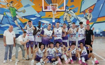 El CB Palencia On Line Informática sufre pero mantiene su invicto en Zamora (72-76)