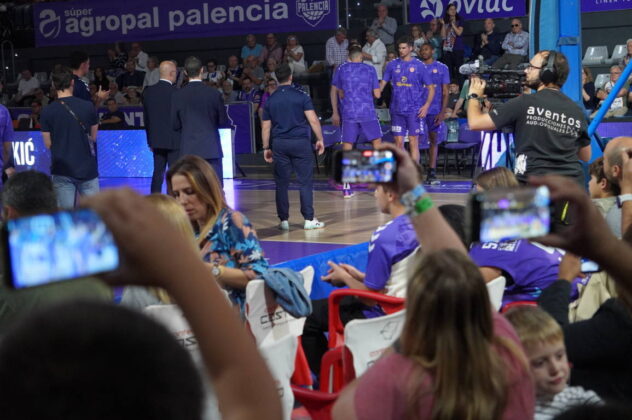 Las gradas en el Palenvia- Cartagena. / &Oacute;scar Herrero