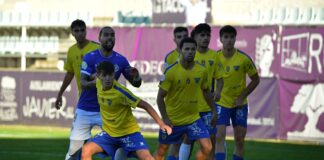 Palencia Cristo Atlético contra Atlético Mansillés. Fotografía Julio Robles