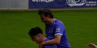 Bruno y Felipe celebrando un gol contra el Santa Marta. Fotografía: Julio Robles