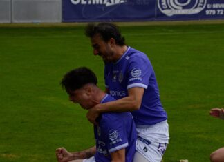 Bruno y Felipe celebrando un gol contra el Santa Marta. Fotografía: Julio Robles